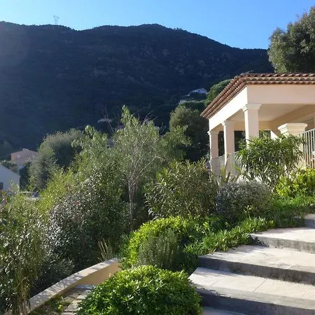 Cavalaire-sur-mer Sleeps 12 Pool Wifi Tatil Evi Cavalaire-sur-Mer