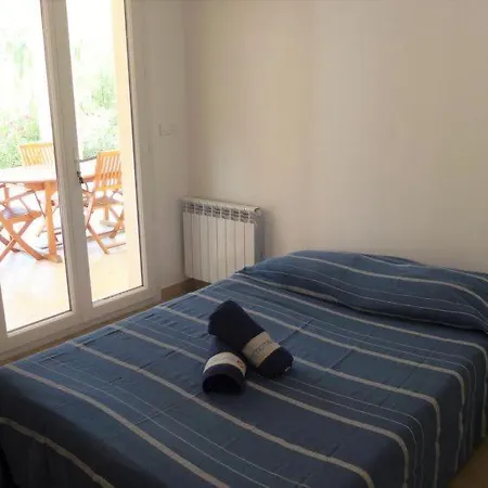 Tatil Evi Cavalaire-sur-mer Sleeps 12 Pool Wifi