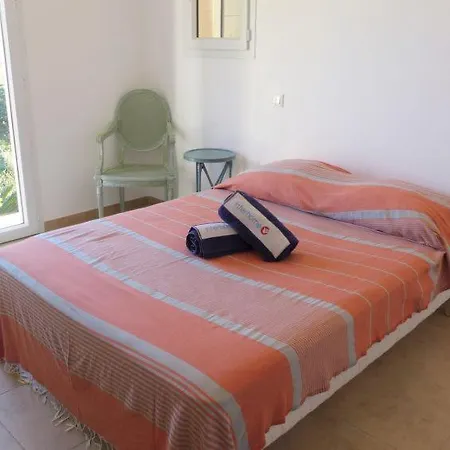 Cavalaire-sur-mer Sleeps 12 Pool Wifi Tatil Evi *